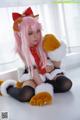 Coser@G44不会受伤 Vol.057: 小黑猫娘 (20 photos) P9 No.469351 Image No. 23